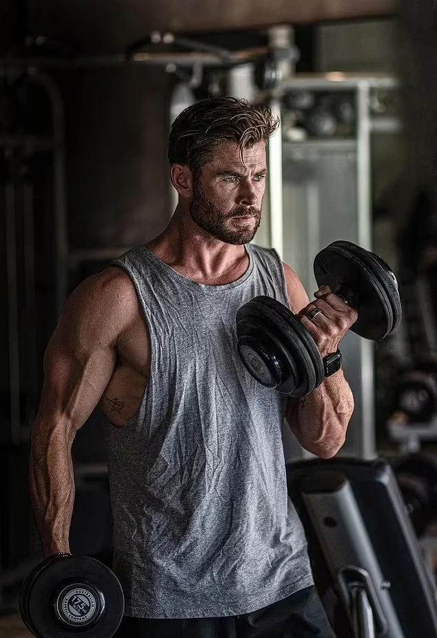 Chris Hemsworth Physique