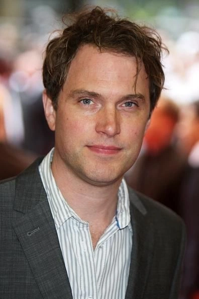 Daniel Lapaine Born