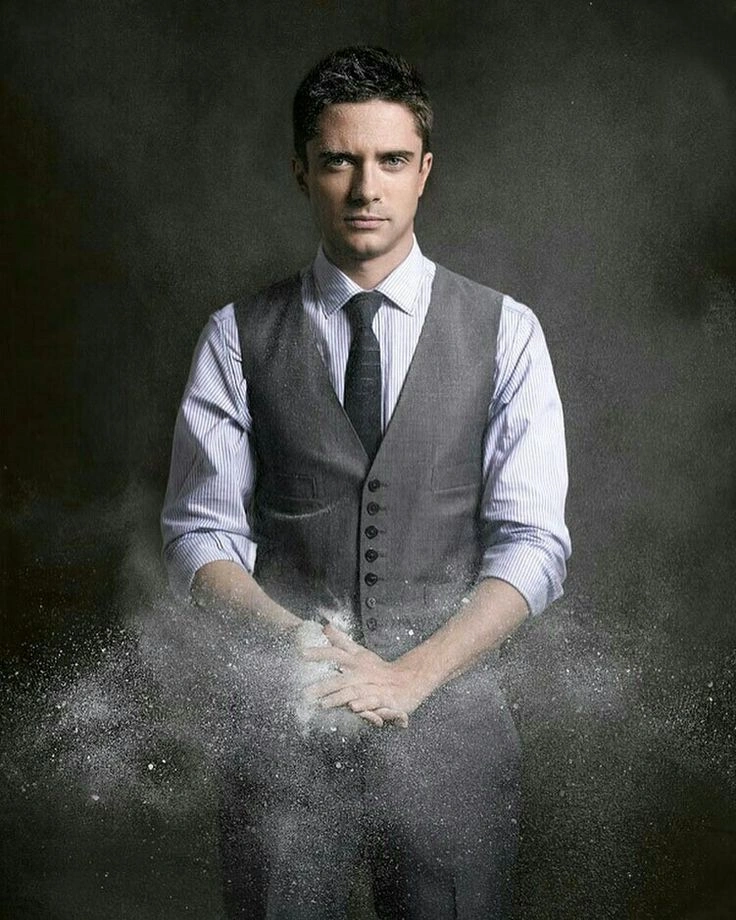 Topher Grace Height