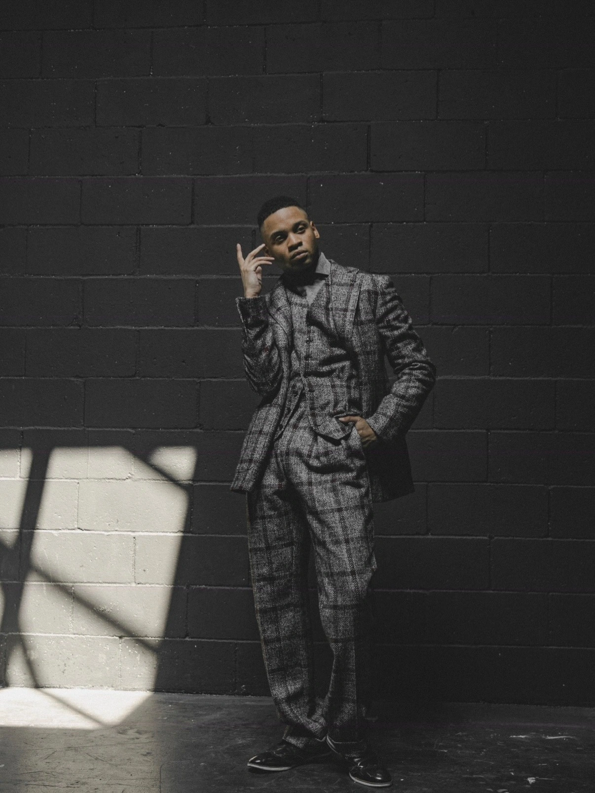 Ryan Jamaal Swain Pose