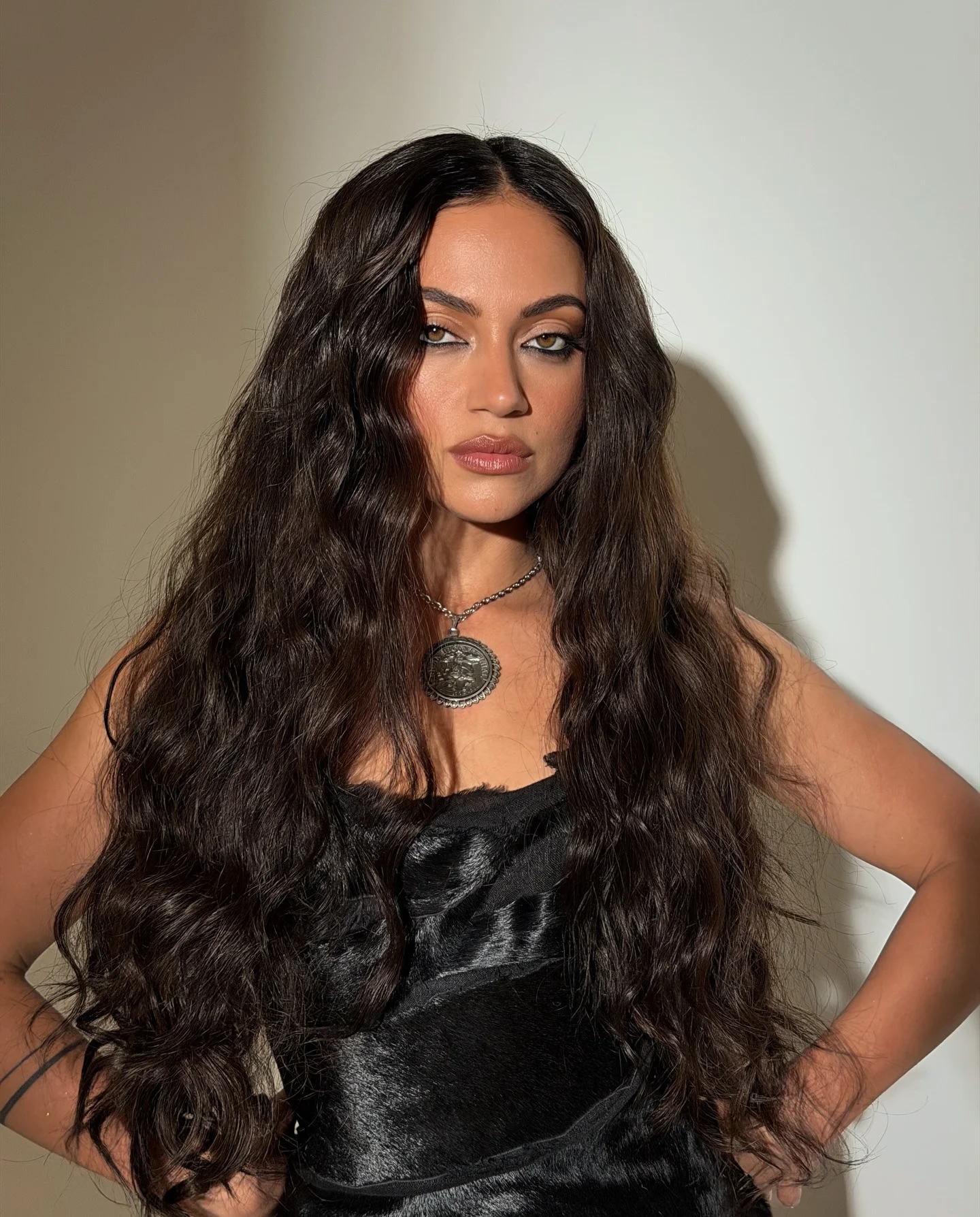 Inanna Sarkis Net Worth